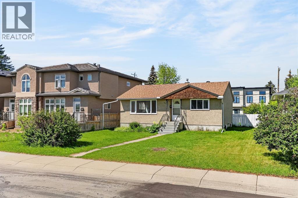 2827 23a Street Nw, Calgary, Alberta  T2M 3Y6 - Photo 2 - A2320139