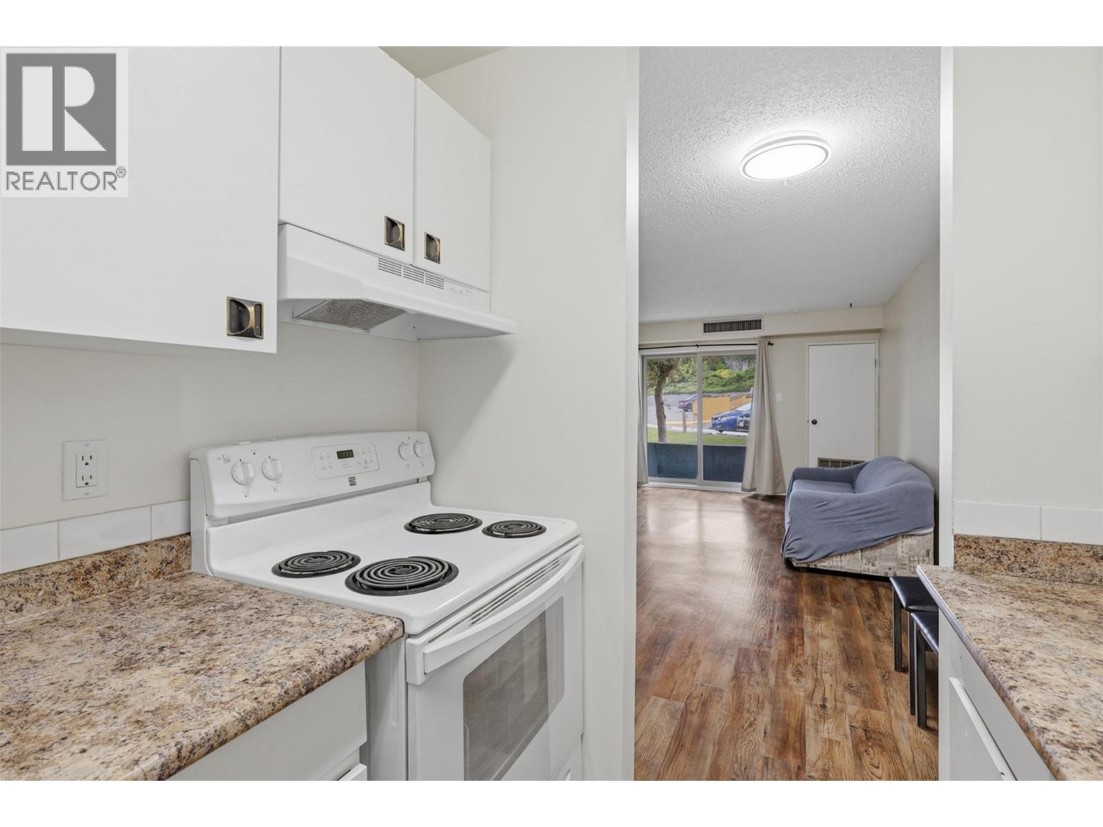 245 Gordonhorn Crescent Unit# 111, Kamloops, British Columbia  V2E 1G5 - Photo 9 - 10390686