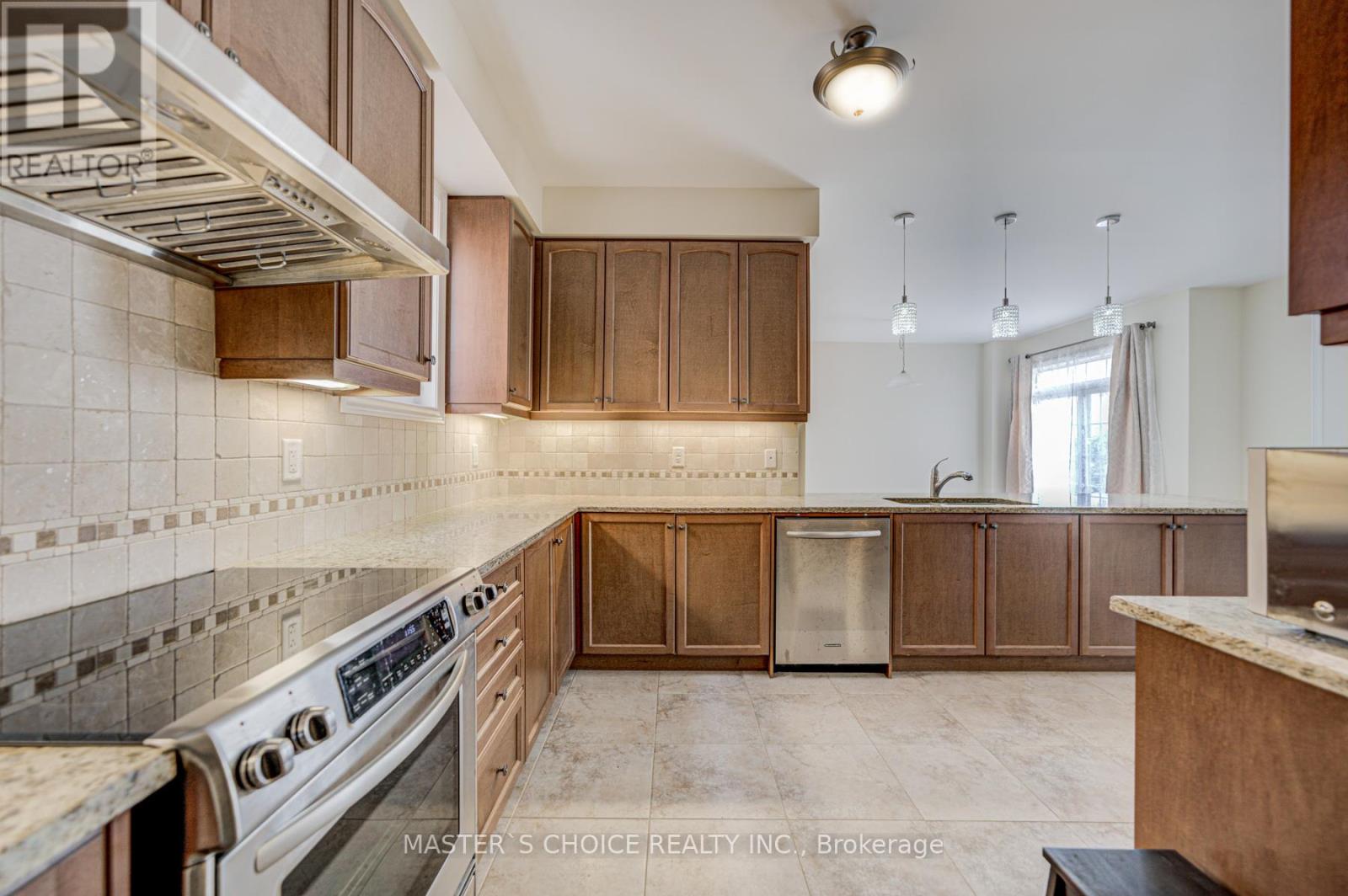 171 Staglin Court, Markham, Ontario L6C 0M3 - Photo 15 - N13435418