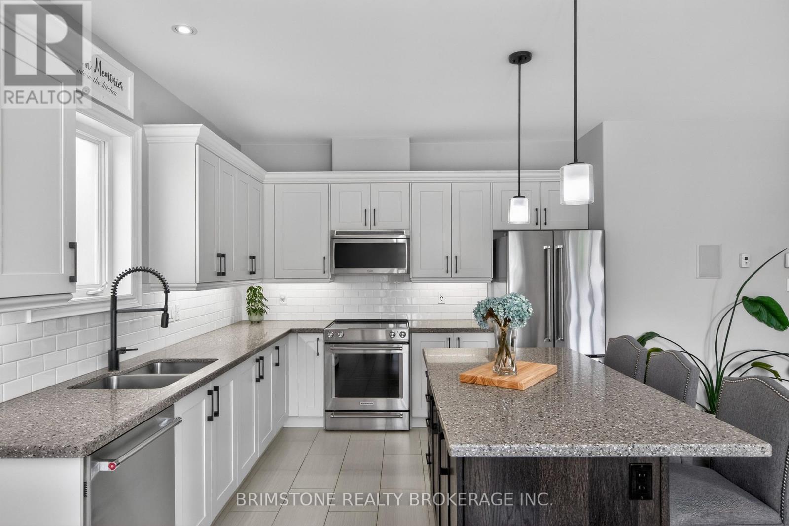 15 Lowry Court, Barrie, Ontario  L4N 7N3 - Photo 16 - S13435406