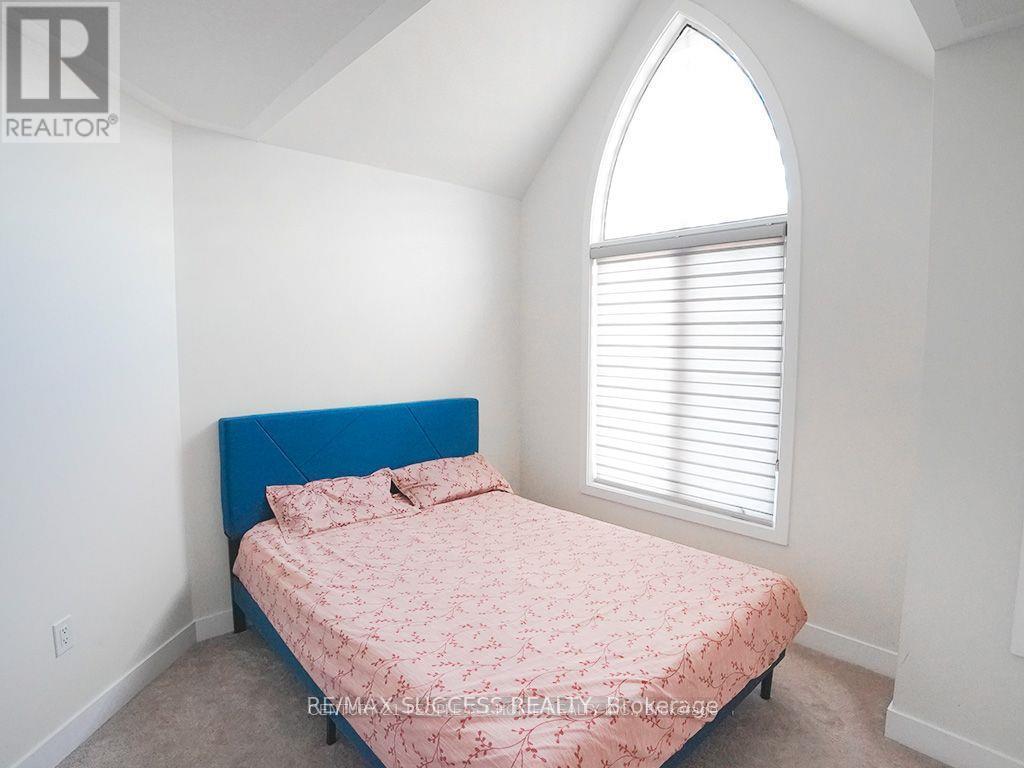 605 Etheridge Avenue, Milton, Ontario  L9E 1V5 - Photo 10 - W13435422