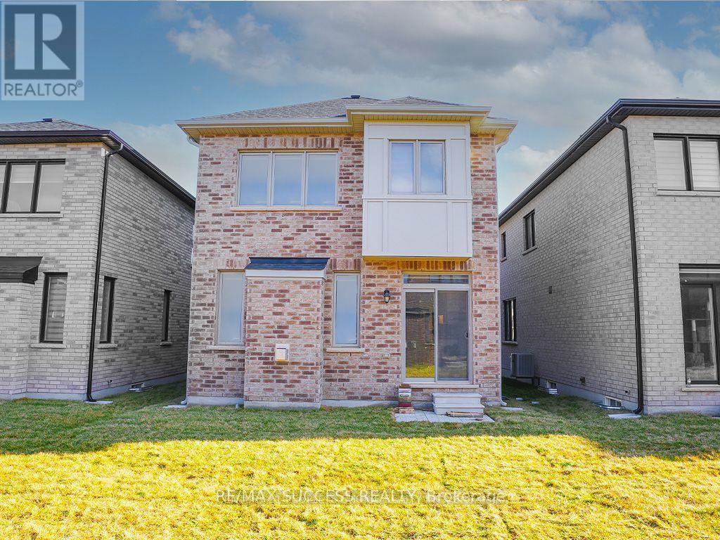 605 Etheridge Avenue, Milton, Ontario  L9E 1V5 - Photo 12 - W13435422