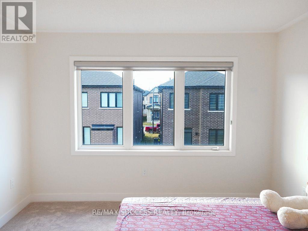 605 Etheridge Avenue, Milton, Ontario  L9E 1V5 - Photo 6 - W13435422