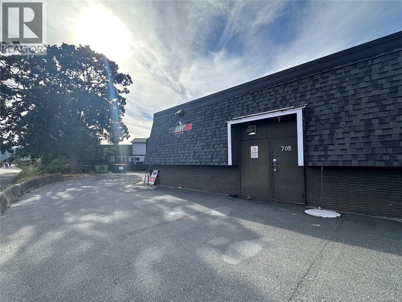 709 Goldstream Ave, Langford, British Columbia  V9B 2X4 - Photo 12 - 1040086
