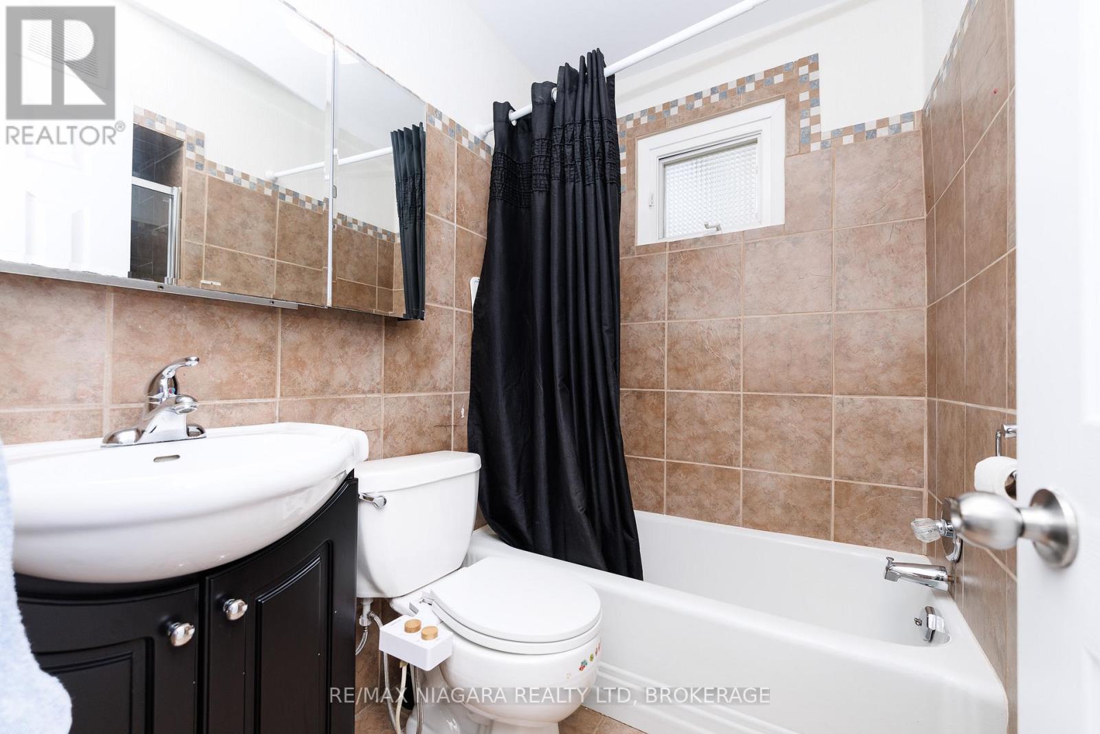 3 Phelps Street, St. Catharines, Ontario  L2P 2H5 - Photo 19 - X13435450