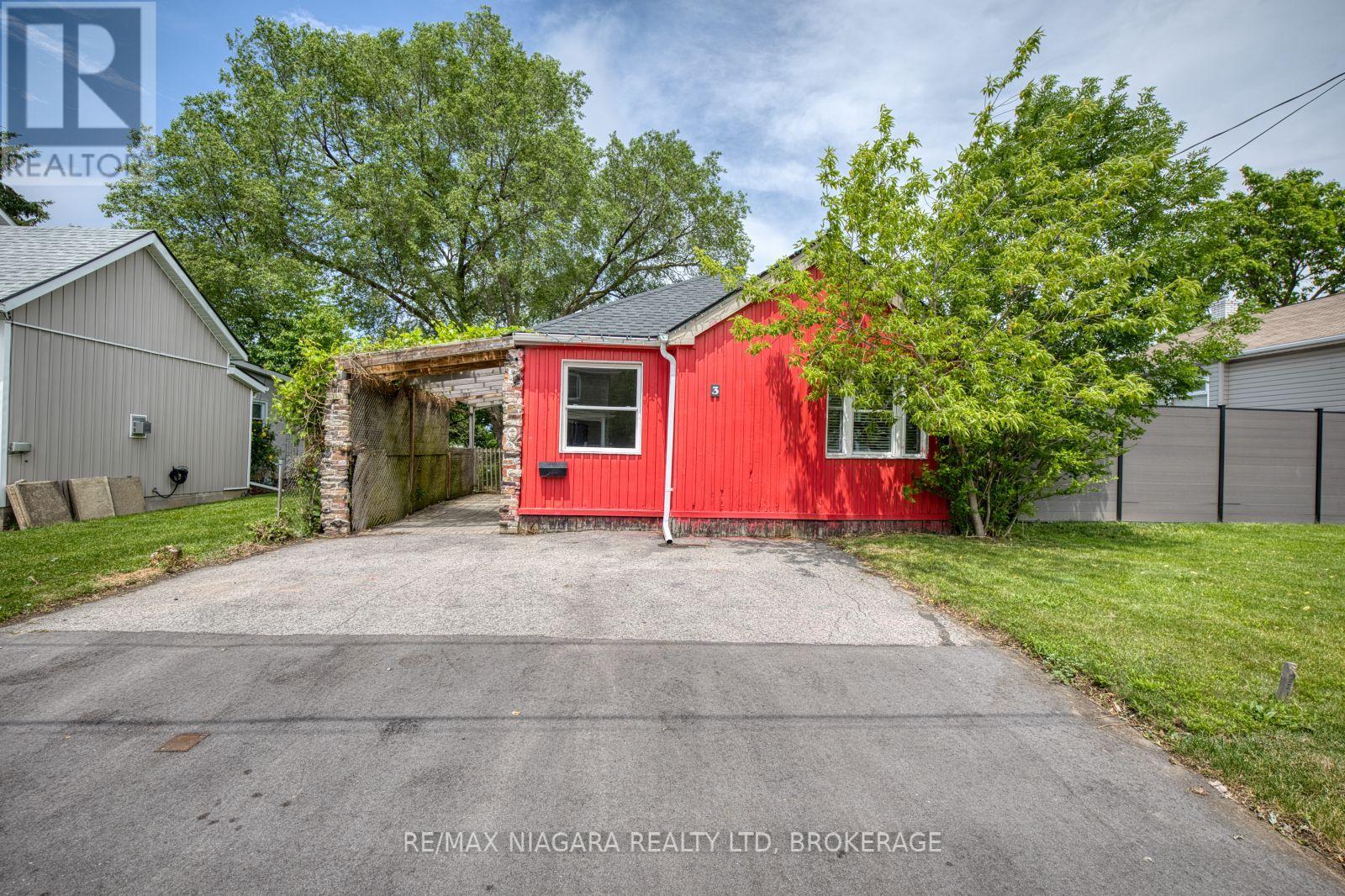 3 Phelps Street, St. Catharines, Ontario  L2P 2H5 - Photo 4 - X13435450