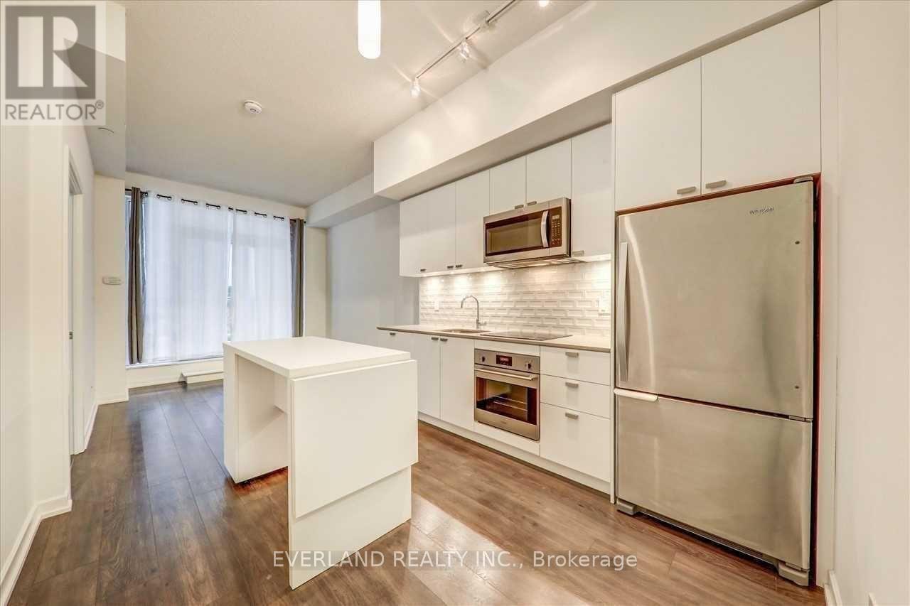 313 - 56 FOREST MANOR ROAD, Toronto, Ontario