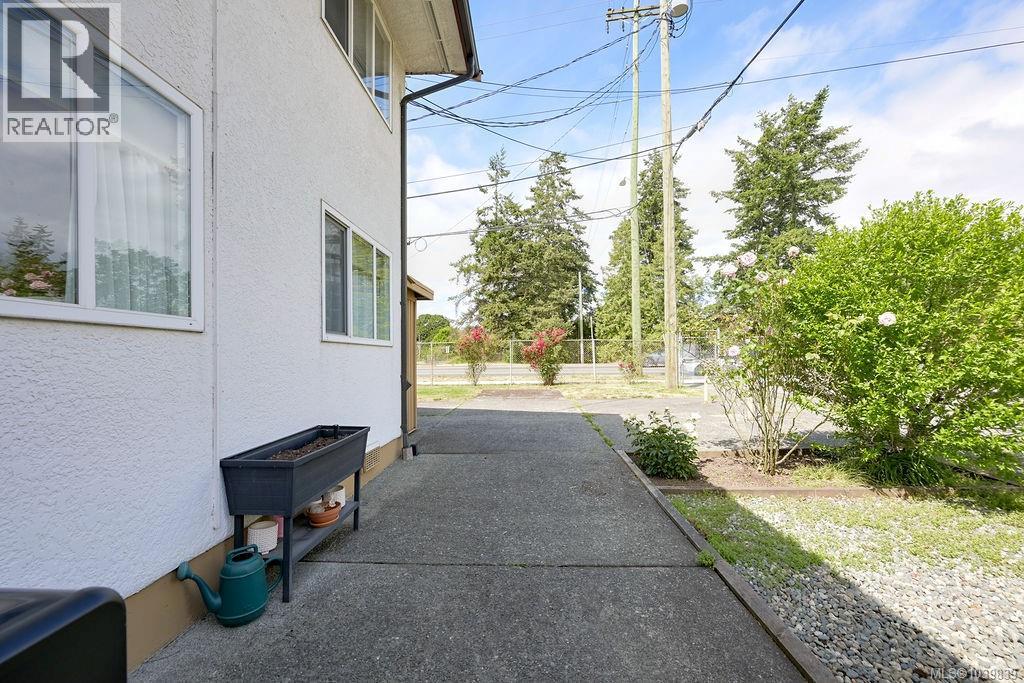 Listing image 30