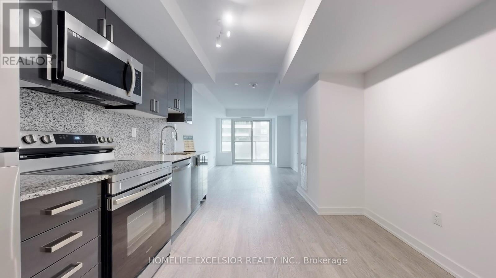 405 - 1435 Celebration Drive, Pickering, Ontario L1W 0C4 - Photo 12 - E13435426