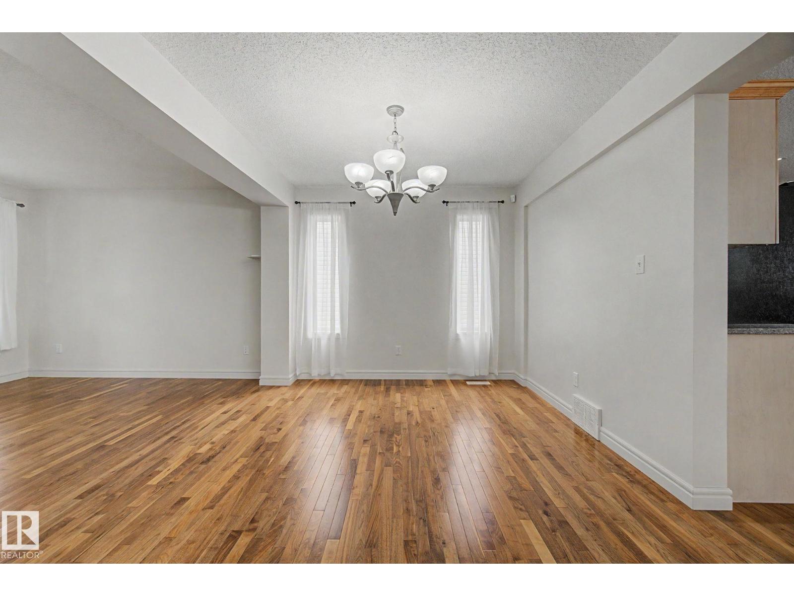 7365 Singer Wy NW, Edmonton, Alberta  T6R 3S1 - Photo 10 - E4493265