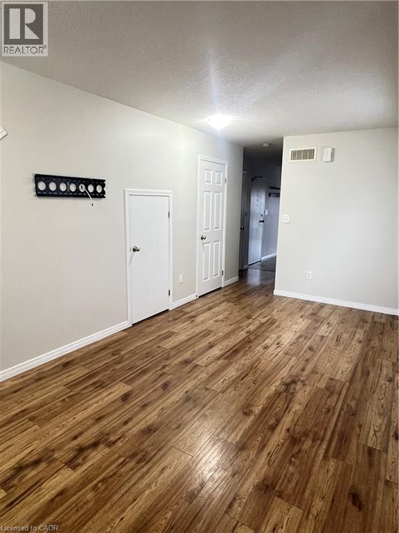 35 Mountford Drive Unit# 111, Guelph, Ontario  N1E 0G6 - Photo 9 - 40826033