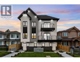 1 7353 12TH AVENUE, Burnaby, British Columbia
