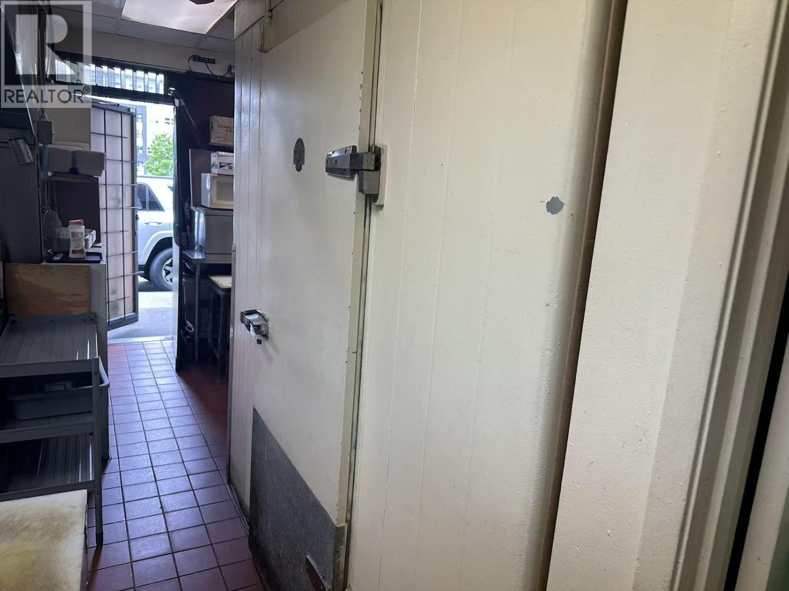 109 1077 56th Street, Delta, British Columbia  V4L 2A2 - Photo 7 - C8079552