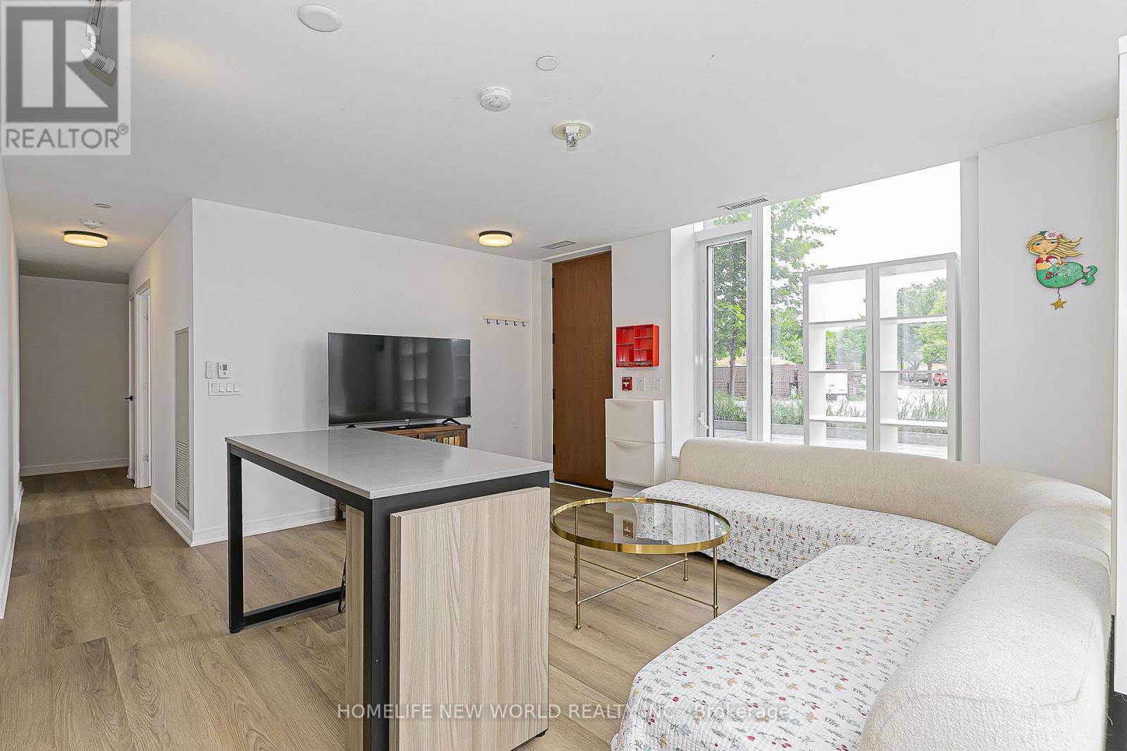 S118 - 180 Mills Street W, Toronto, Ontario  M5A 0V7 - Photo 11 - C13435492