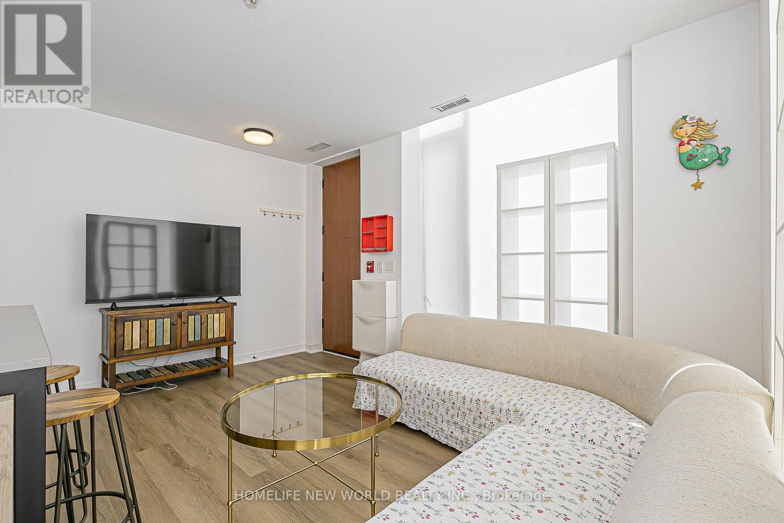 S118 - 180 Mills Street W, Toronto, Ontario  M5A 0V7 - Photo 13 - C13435492