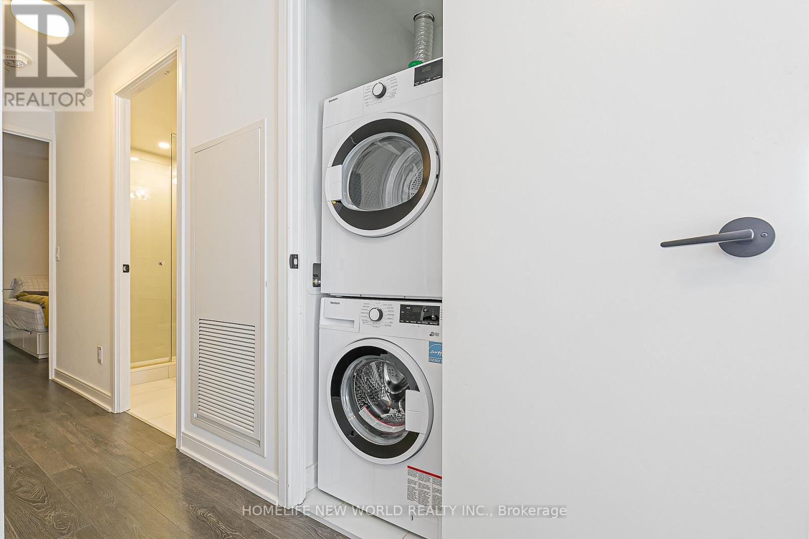 S118 - 180 Mills Street W, Toronto, Ontario  M5A 0V7 - Photo 21 - C13435492