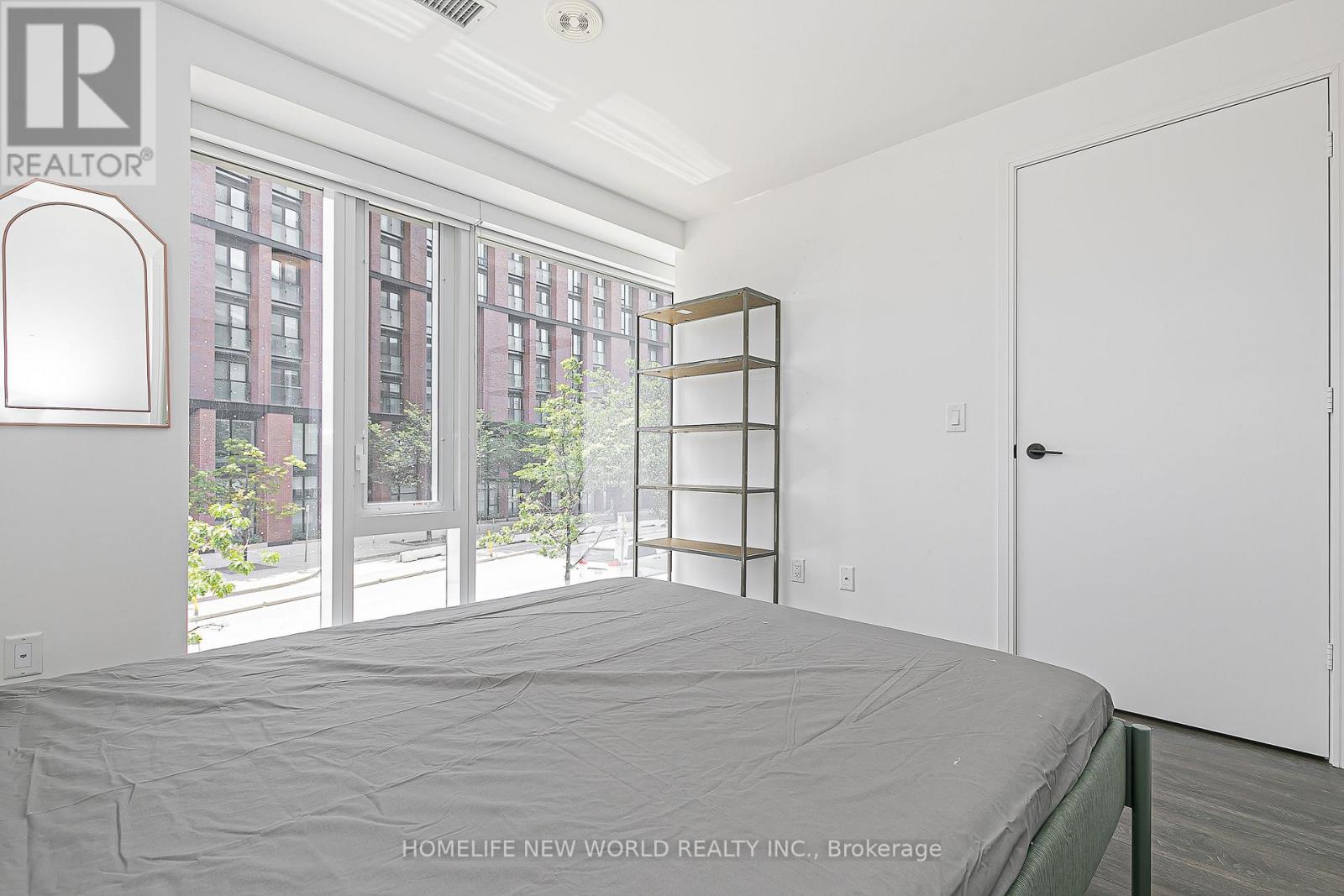 S118 - 180 Mills Street W, Toronto, Ontario  M5A 0V7 - Photo 25 - C13435492