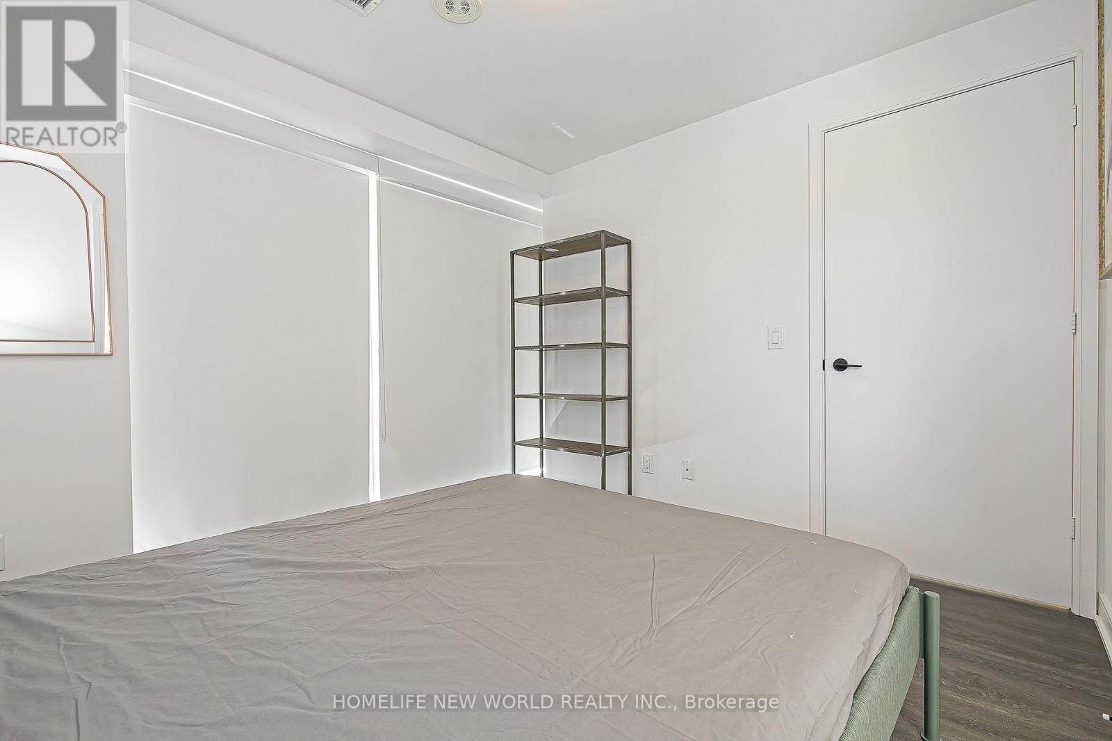 S118 - 180 Mills Street W, Toronto, Ontario  M5A 0V7 - Photo 27 - C13435492