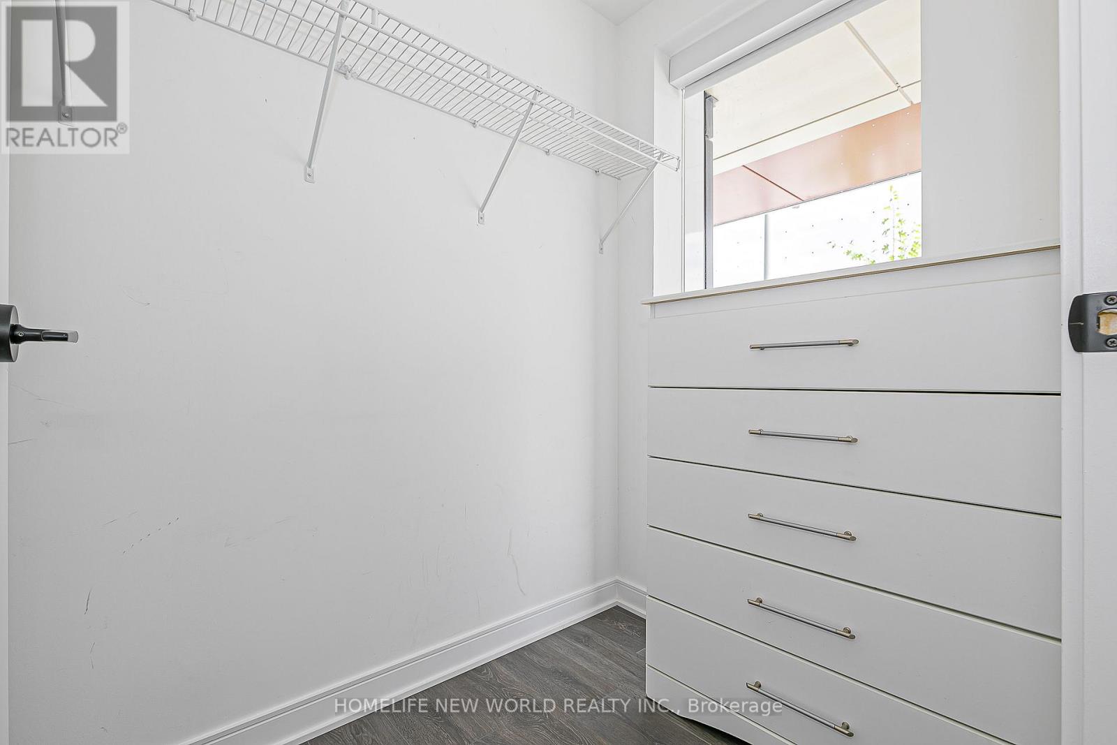 S118 - 180 Mills Street W, Toronto, Ontario  M5A 0V7 - Photo 28 - C13435492