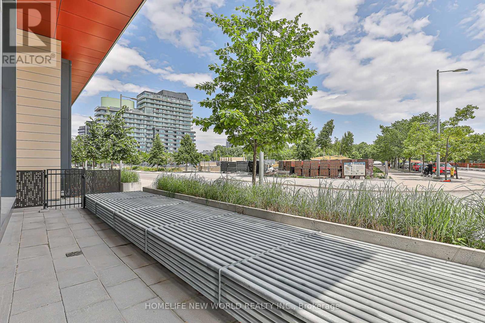 S118 - 180 Mills Street W, Toronto, Ontario  M5A 0V7 - Photo 32 - C13435492
