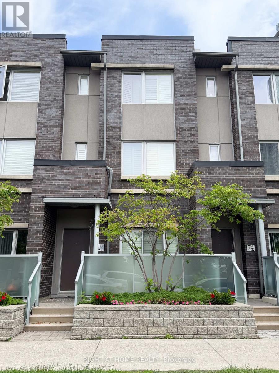 41 - 330 VILLAGE GREEN SQUARE, Toronto, Ontario