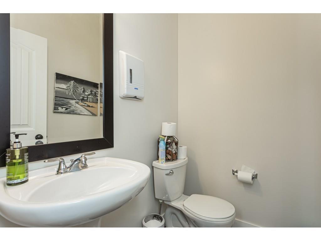 6100 163b Street, Surrey, British Columbia  V3S 3W2 - Photo 4 - R3135130