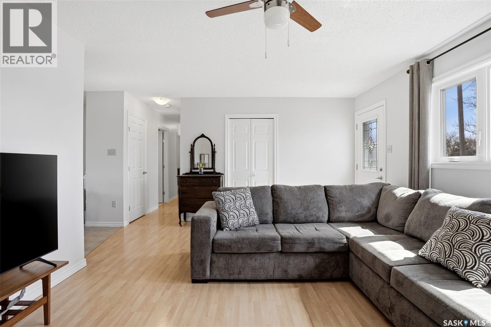 327 Coteau Street, Milestone, Saskatchewan  S0G 3L0 - Photo 4 - SK039204