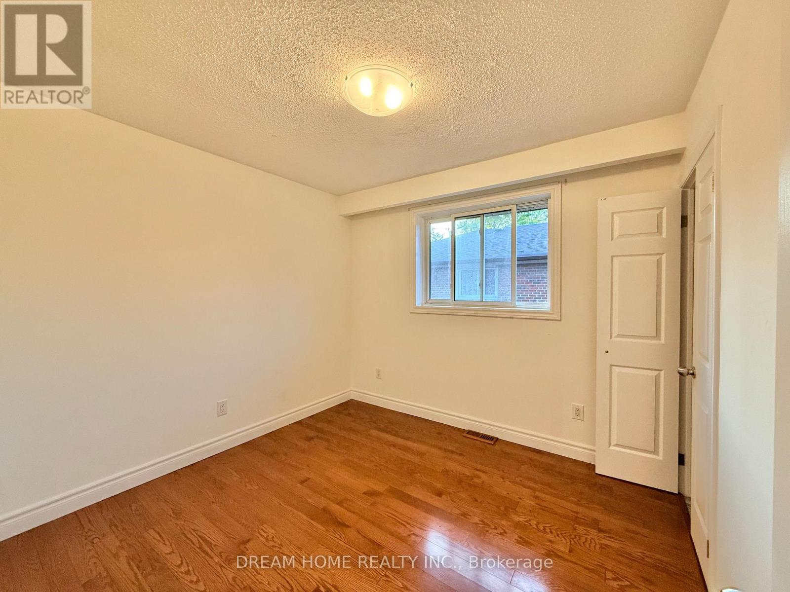 Upper Level - 5 Horizon Crescent, Toronto, Ontario  M1T 2G2 - Photo 10 - E13435554