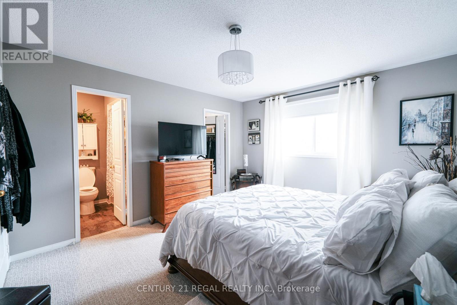 46 Blacksmith Lane, Whitby, Ontario  L1P 1N1 - Photo 14 - E13435584