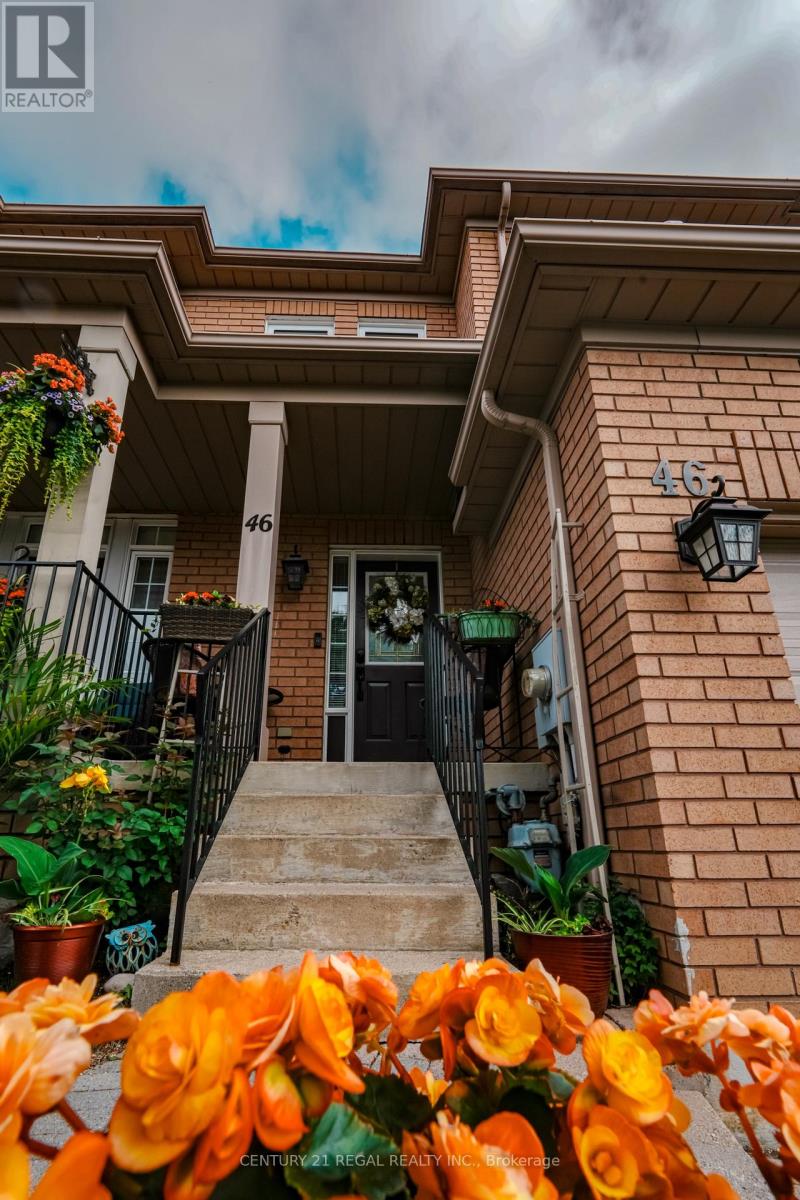 46 Blacksmith Lane, Whitby, Ontario  L1P 1N1 - Photo 2 - E13435584