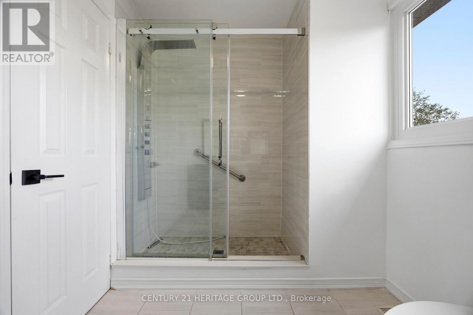 262 Barrhill Road, Vaughan, Ontario  L6A 1J6 - Photo 39 - N13435590