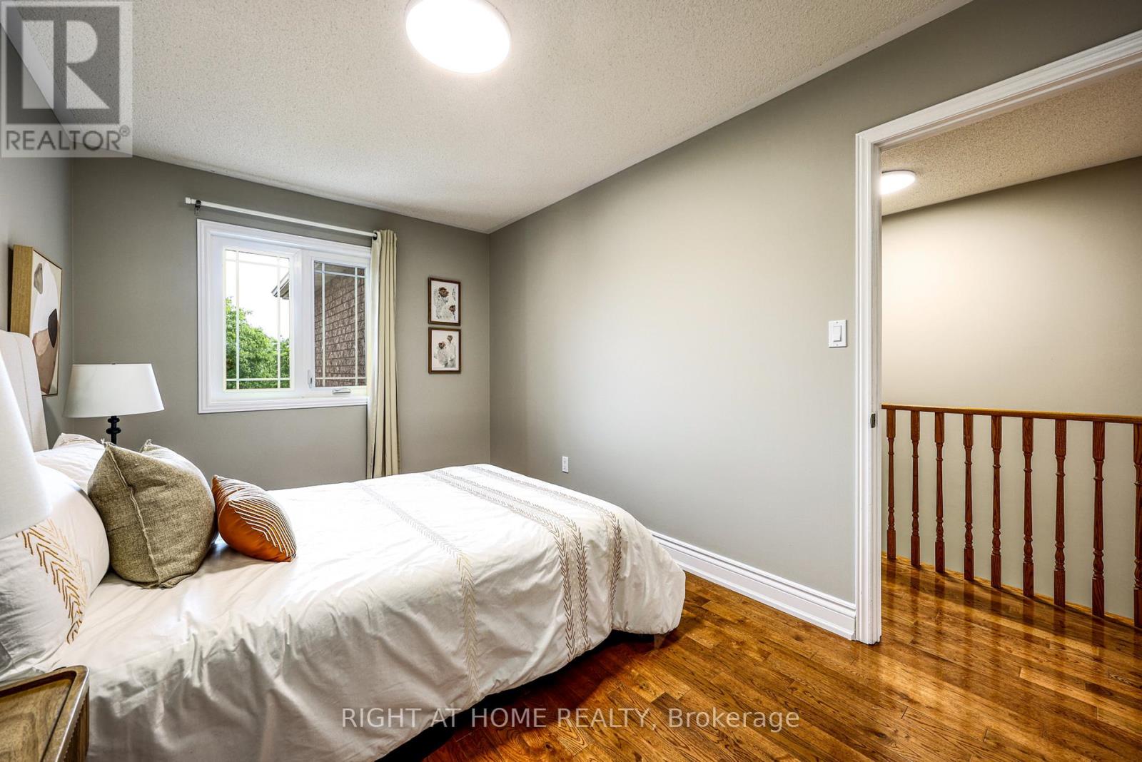 5533 Richmeadow Mews, Mississauga, Ontario  L4Z 3T3 - Photo 15 - W13435560