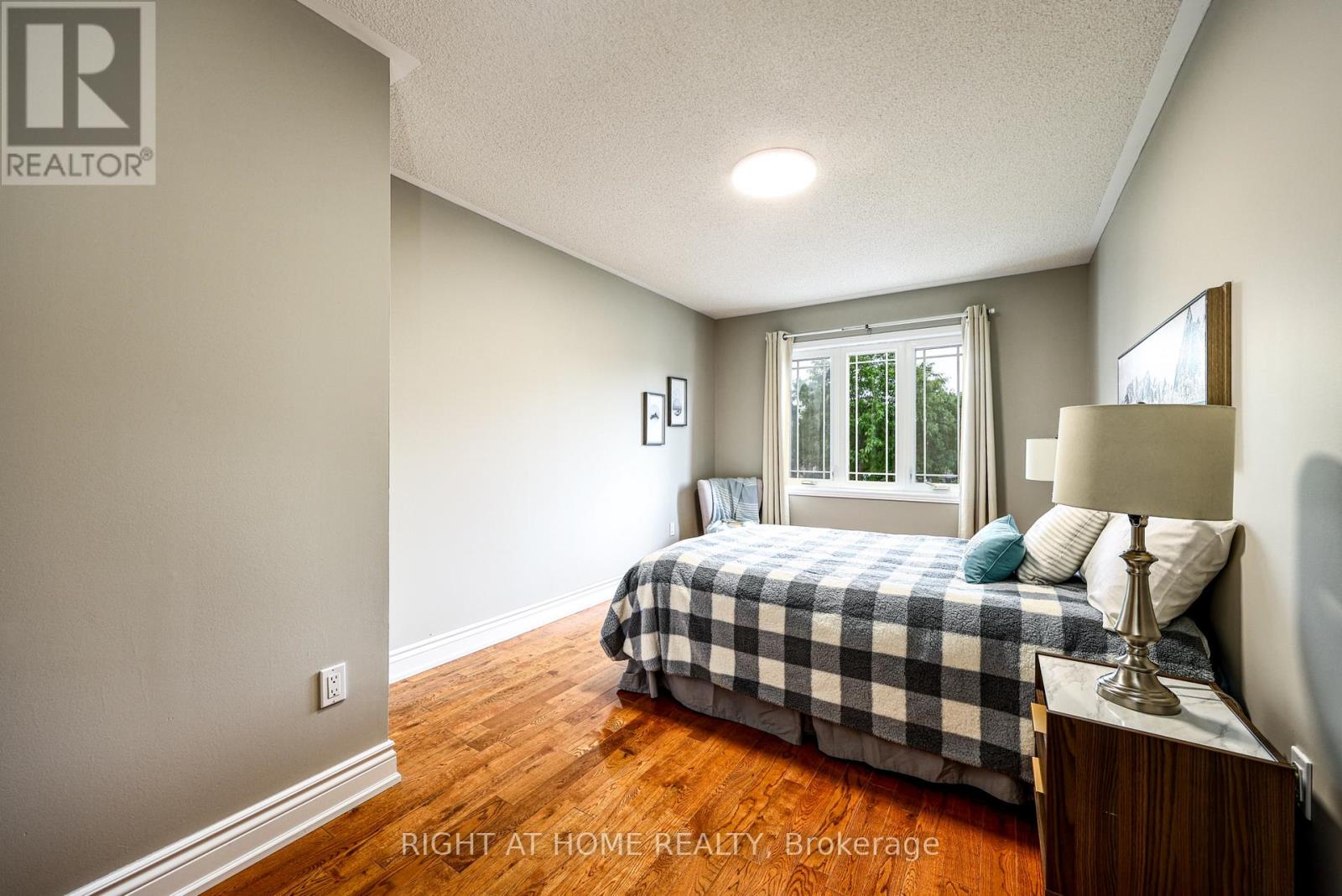 5533 Richmeadow Mews, Mississauga, Ontario  L4Z 3T3 - Photo 16 - W13435560