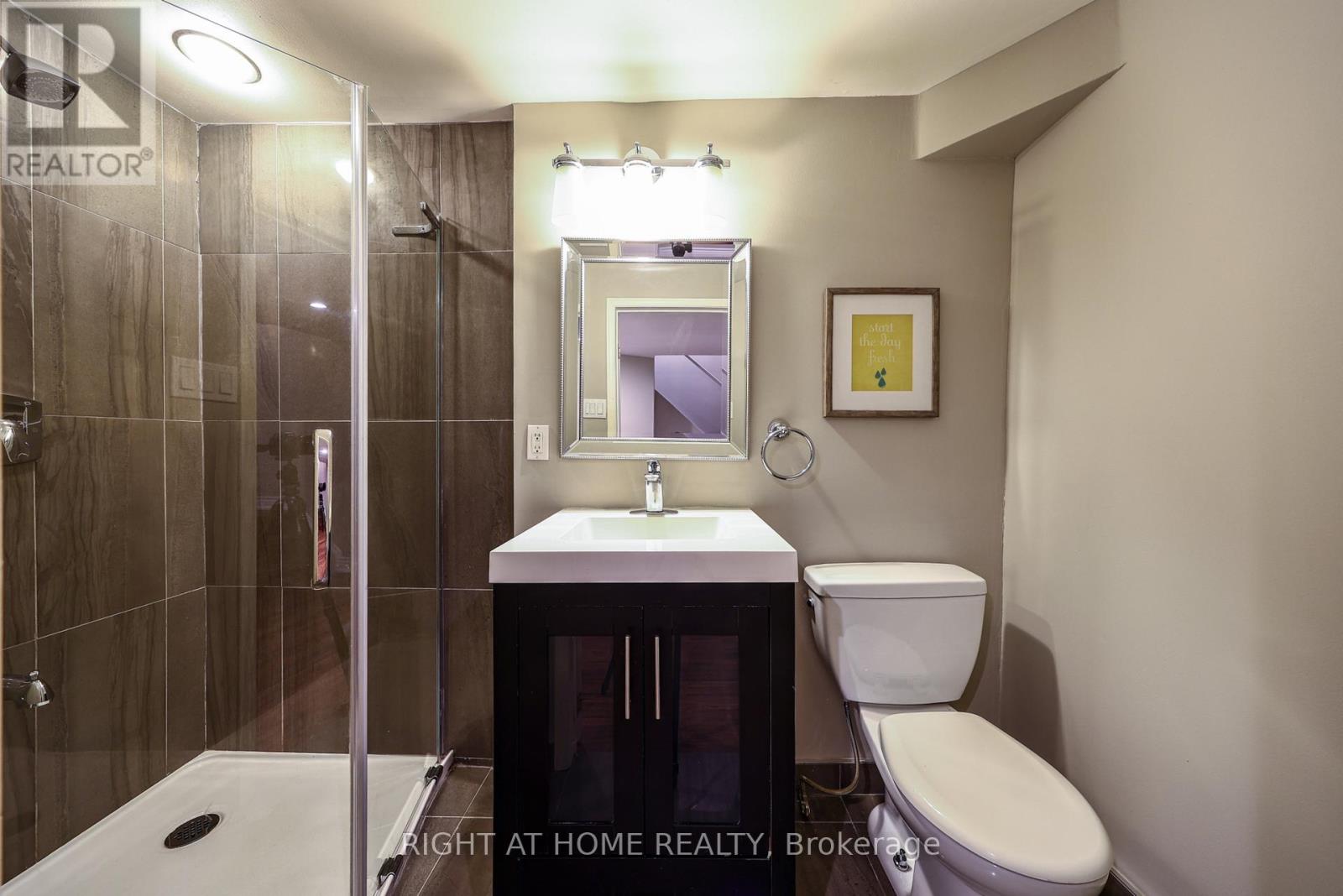 5533 Richmeadow Mews, Mississauga, Ontario  L4Z 3T3 - Photo 19 - W13435560