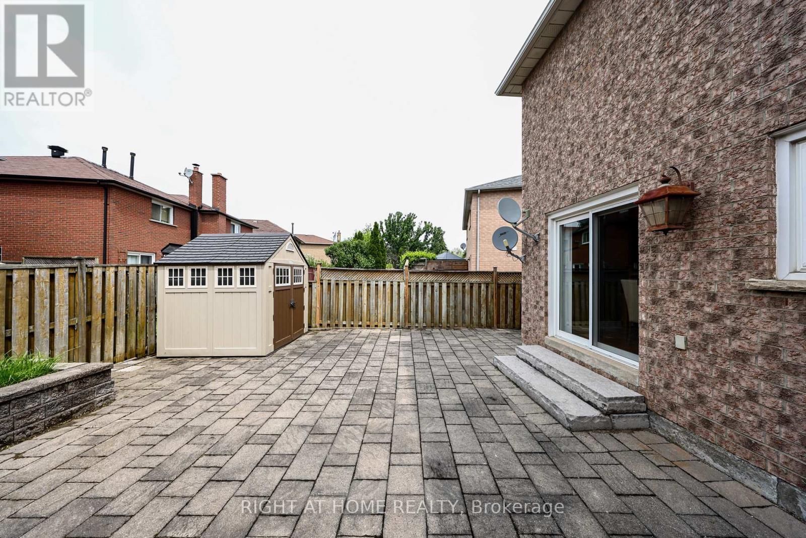 5533 Richmeadow Mews, Mississauga, Ontario  L4Z 3T3 - Photo 23 - W13435560
