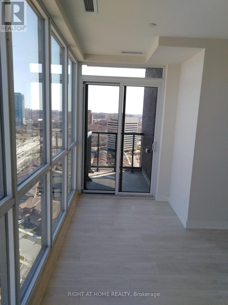 2204 - 6 Sonic Way Ne, Toronto, Ontario  M3C 0P2 - Photo 11 - C13433878