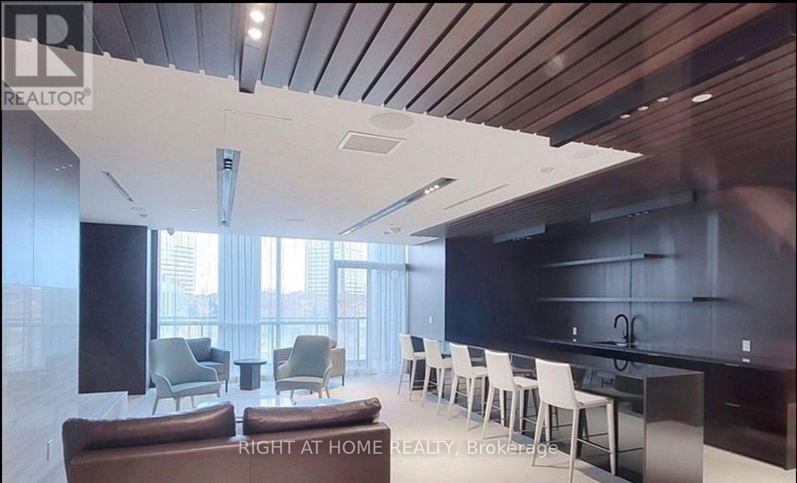 2204 - 6 Sonic Way Ne, Toronto, Ontario  M3C 0P2 - Photo 24 - C13433878