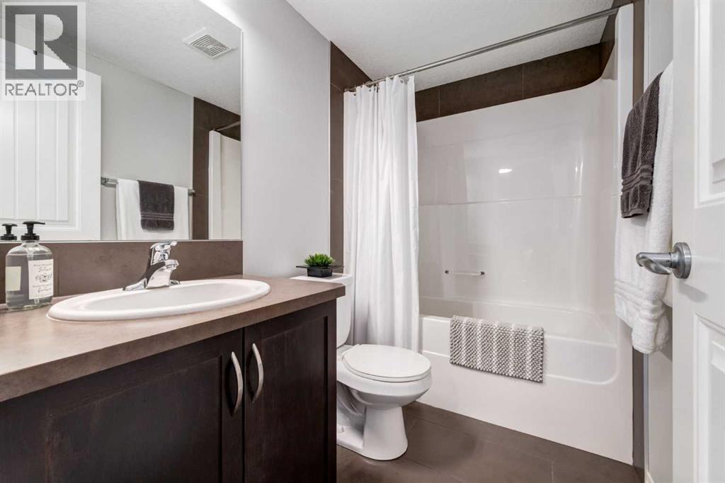 2212, 115 Prestwick Villas Se, Calgary, Alberta T2Z 0M9 - Photo 15 - A2300446