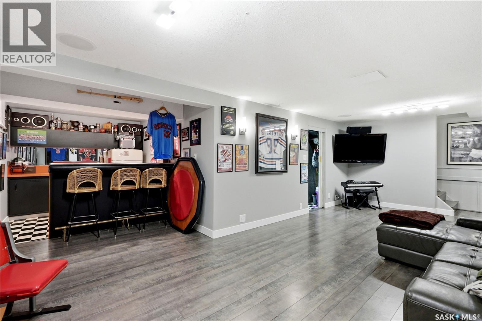 901 Glasgow Street, Saskatoon, Saskatchewan  S7J 0N9 - Photo 41 - SK039142