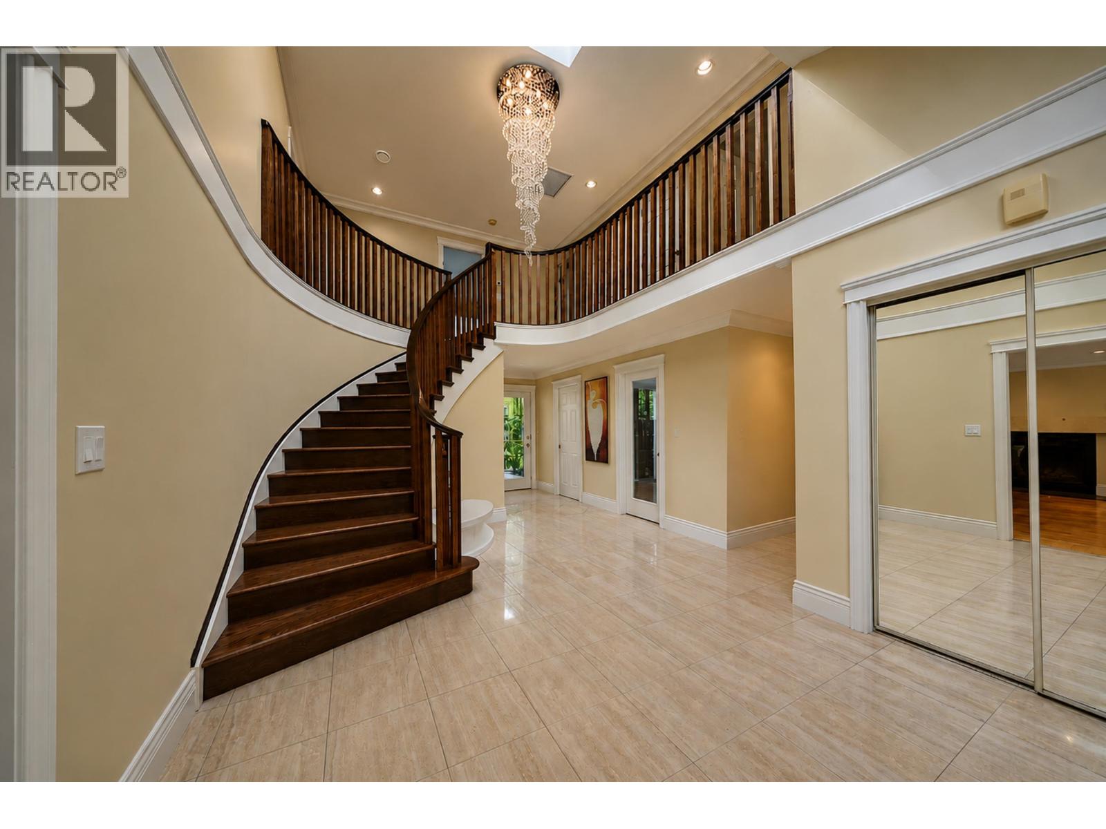 8231 Sunnywood Drive, Richmond, British Columbia  V6Y 3G4 - Photo 4 - R3134881