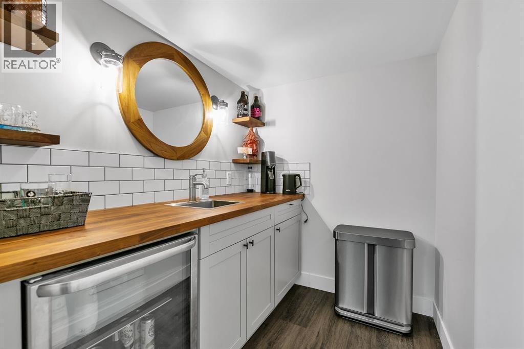 120 Woodbrook Close Sw, Calgary, Alberta  T2W 4E9 - Photo 31 - A2318650