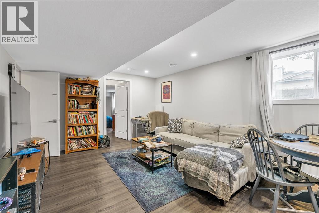 120 Woodbrook Close Sw, Calgary, Alberta  T2W 4E9 - Photo 35 - A2318650