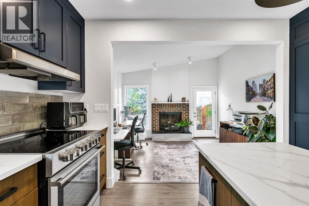 120 Woodbrook Close Sw, Calgary, Alberta  T2W 4E9 - Photo 14 - A2318650