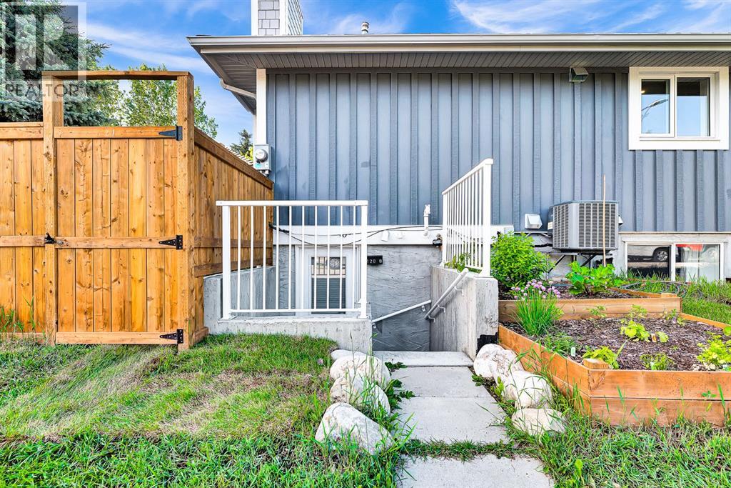120 Woodbrook Close Sw, Calgary, Alberta  T2W 4E9 - Photo 42 - A2318650
