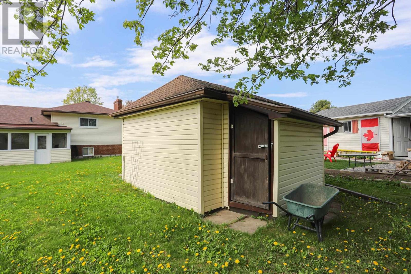 34 Taskar Dr, Sault Ste. Marie, Ontario  P6A 6M8 - Photo 49 - SM261250