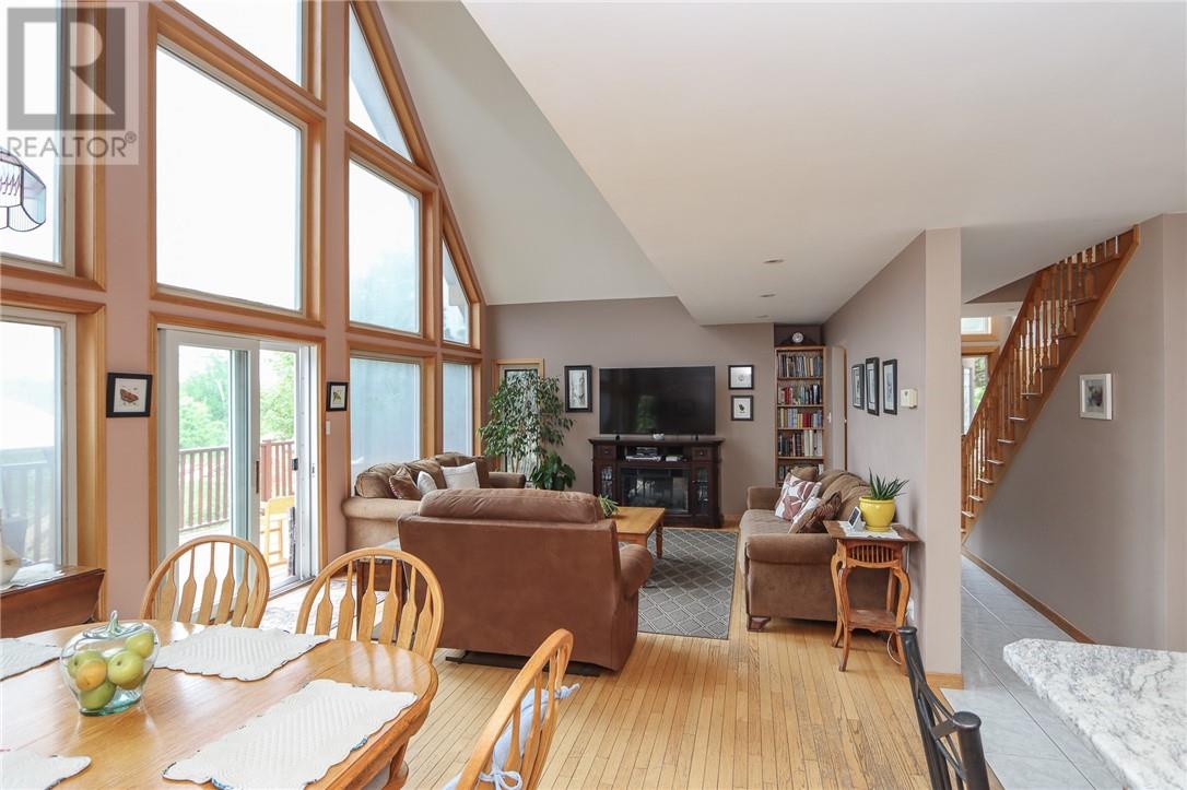 615 Silver Lake Road, Sudbury, Ontario  P3G 1J9 - Photo 12 - 2128467
