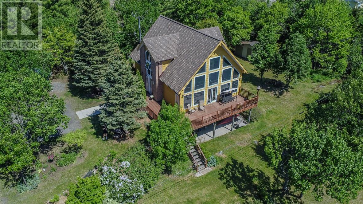 615 Silver Lake Road, Sudbury, Ontario  P3G 1J9 - Photo 2 - 2128467