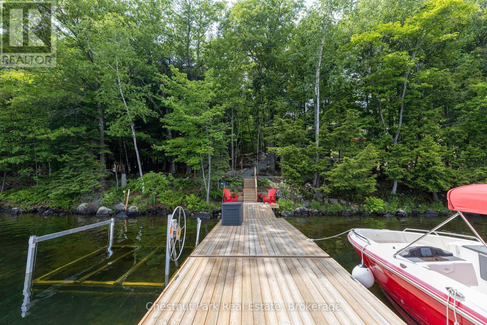 30 Bigwin Island, Lake Of Bays, Ontario  P0B 1A0 - Photo 45 - X13435660