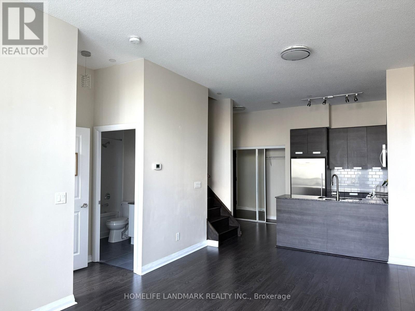109 - 55 Eglinton Avenue W, Mississauga, Ontario  L5R 3P5 - Photo 10 - W13418188