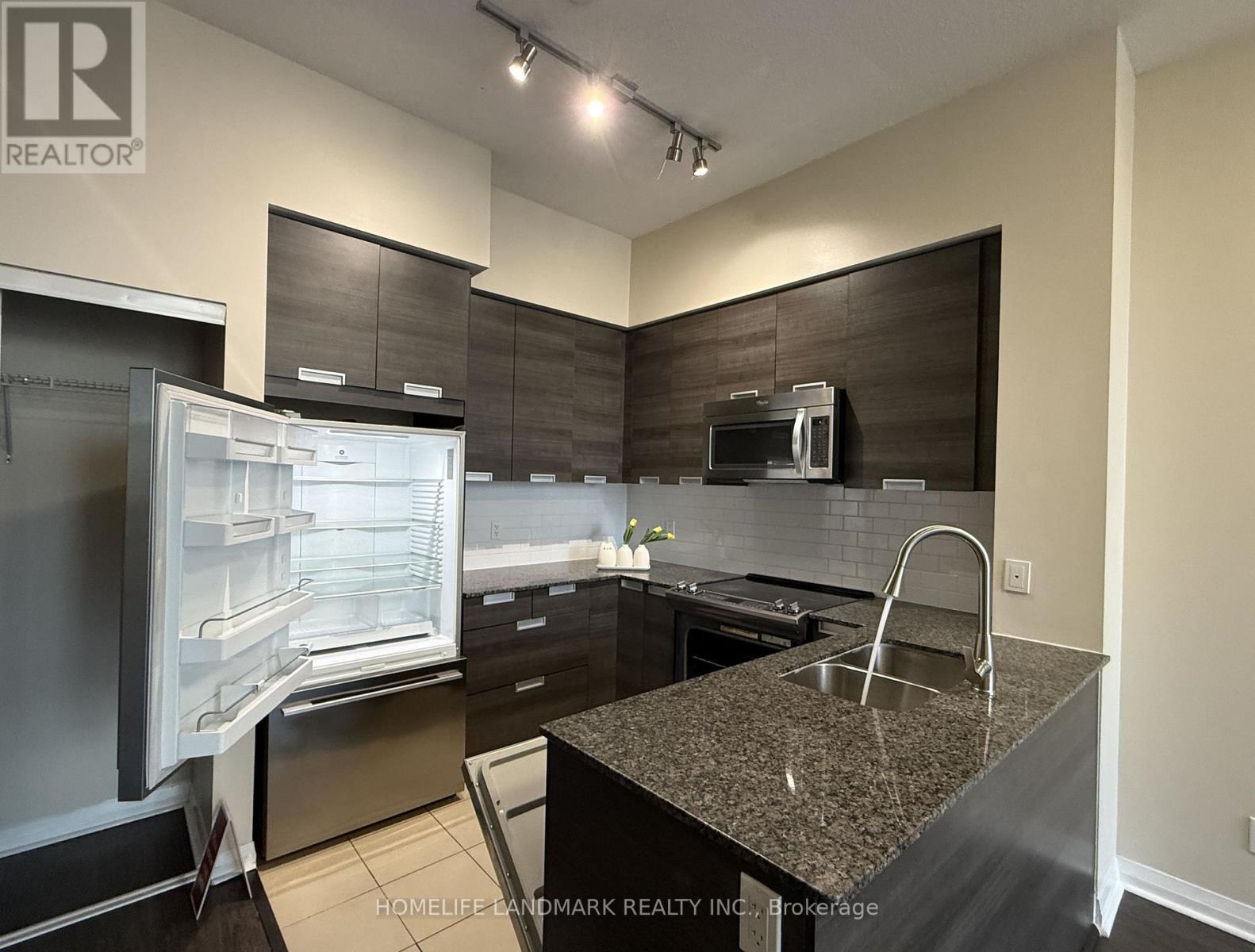 109 - 55 Eglinton Avenue W, Mississauga, Ontario  L5R 3P5 - Photo 15 - W13418188